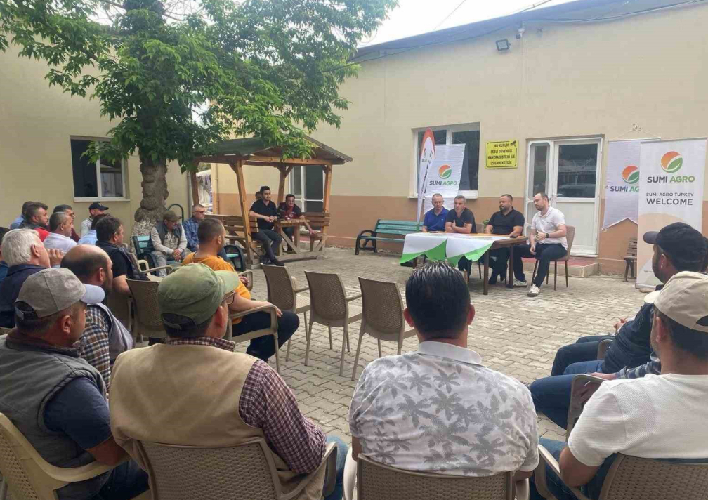 Sarıgöl’de Unlubit zararlısına karşı feromon tuzakları dağıtıldı