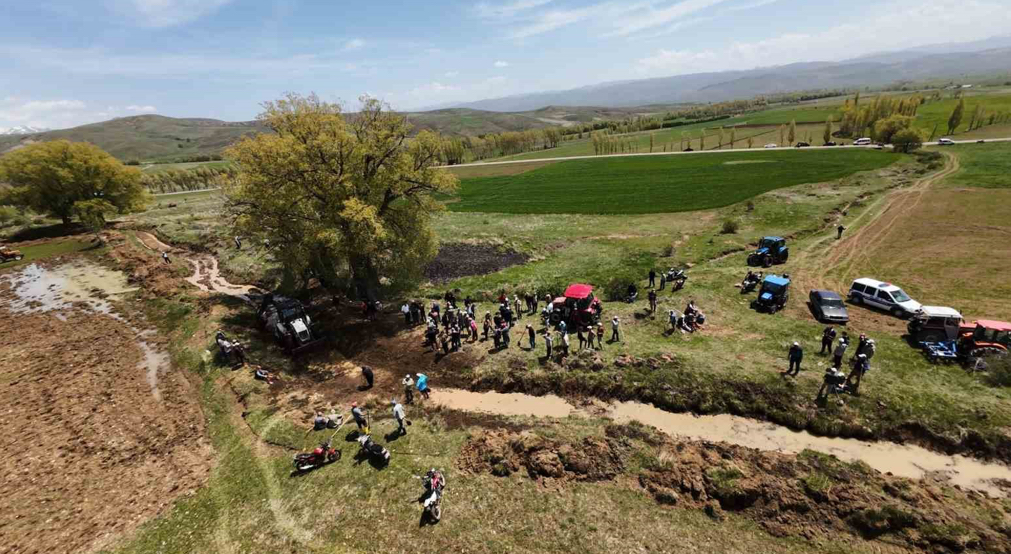 Sulama Kanalı Temizlendi, Üretim Başlıyor